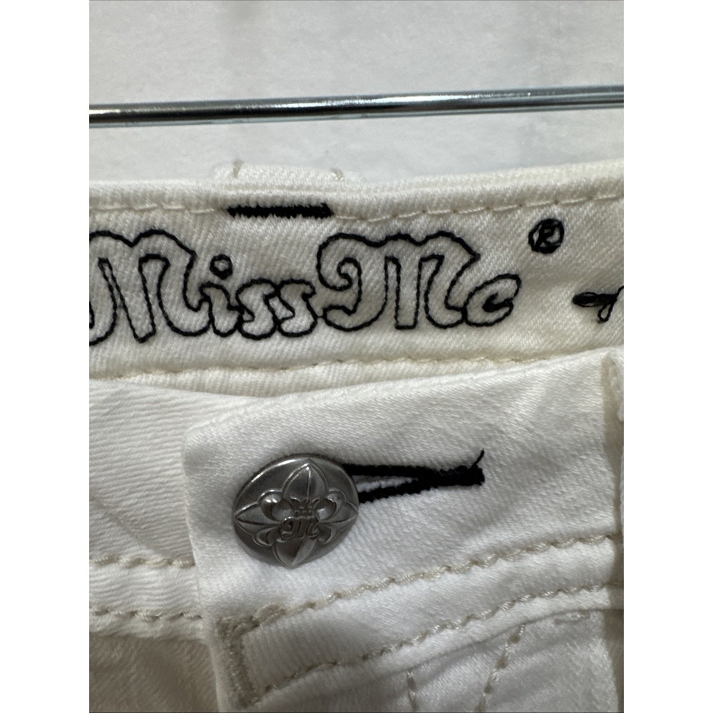 Miss Me ‎ JE8608SC white cropped embellished jeans size 26 - Picture 12 of 16
